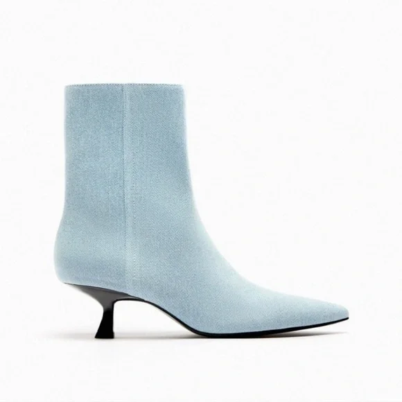 Zara Denim Jean Kitten Heel Boots Booties Blue EUC 37 6.5 - Picture 2 of 9